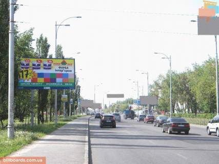 Билборд  в Киеве просп. Леоніда Каденюка (Гагаріна) 22, в центр фото 1