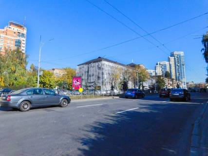 Ситилайт A в Киеве вул. Генерала Алмазова (Кутузова) . 6 фото 1