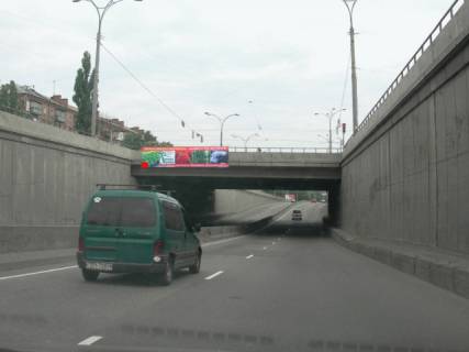 Нестандарт B в Киеве, 8x2  Теліги О. вул., біля Щусєва вул., поруч ст.м. Дорогожичі, від ст.м. Шулявська фото 1