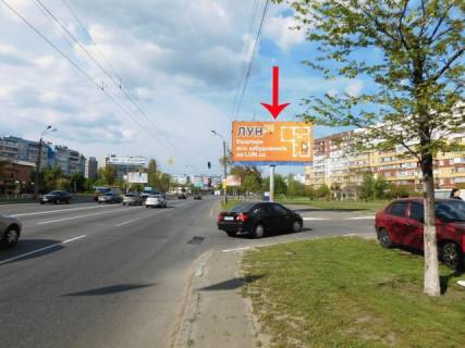 Billboard A in Kyiv, 6x3  Maakovs'kogo st. 2, vid Kercens'koi pl., svitlofor, z centru Photo 1