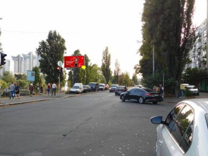 Білборд, Бігборд (Борд)  B у Києві, 4.05x2.15  Ігоря Шамо бульвар (Олексія Давидова бульвар). 1.  (2,15х4,05) Фото 1