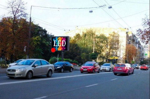 Видеоборд B в Киеве, 3,14x2,32  вул. Січових Стрільців (Артема). 27 - 664160 фото 1