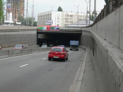 Нестандарт B в Киеве Чоколівський бул .., Севастопольська пл., до Деміївської пл. фото 1