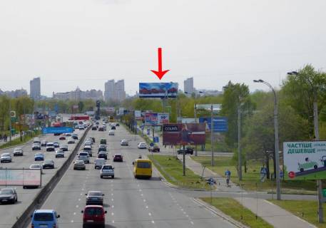 Бэклайт A в Киеве просп. Романа Шухевича (Генерала Ватутіна) 100 м від виїзду з Бальзака вул., в напрямку до Північного мосту (перед АЗС) фото 1