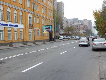 Scrolller, Scroll B in Kyiv, 3.14x2.3  Malevica Kazimira st. 31 - 434153 Photo 1