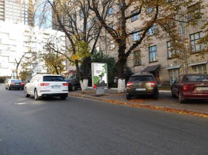 Скроллер A в Киеве Лабораторна вул./ Велика Васильківська вул. (Червоноармійська), 104 - 160690 фото 1