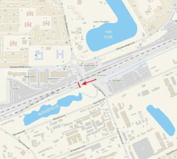 Нестандарт A в Киеве, 16x2  Дарницьке шосе, перехід біля ж/д станції "Лівий берег" ", 2,4 * 16 м, напрямок у центр схема