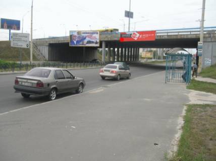 Нестандарт A в Киеве, 8x2  просп. Володимира Івасюка (Героїв Сталінграда) / просп. Степана Бандери (Московський), до масиву Оболонь фото 1