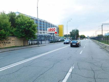 Призма B в Киеве, 2x4  Грінченка М. вул. 18, супермаркет Ашан, ТЦ "Оушен Плаза", рух в напрямку центру - 183716 фото 1