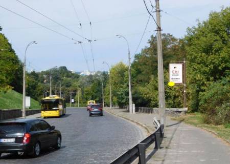 Ситилайт A в Киеве, 1,2x1,8  Подільський узвіз  в напрямку до ТЦ "Променада" (в бік стадіону Спартак) фото 1