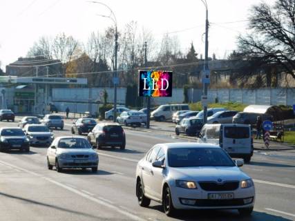 Видеоборд A в Киеве, 3,14x2,32  Лобановського (Червонозоряний) пр-т, в напрямку Деміївської пл., ТЦ "Оушен Плази" - 389282 фото 1