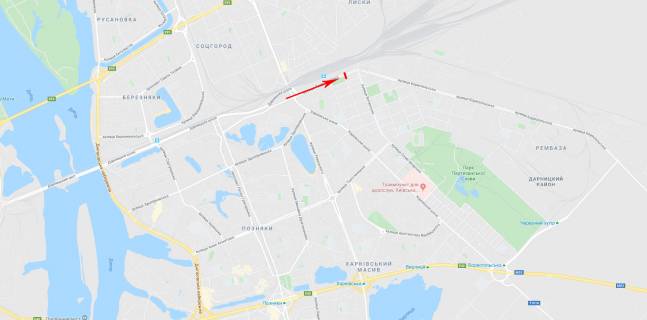 Билборд A в Киеве Привокзальна вул., біля Дарницького вокзалу, від Харківського шосе, з центру схема