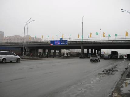 Нестандарт B в Киеве Бажана пр-т / Дніпровська набережна, ст. м. "Осокорки", з центру фото 1