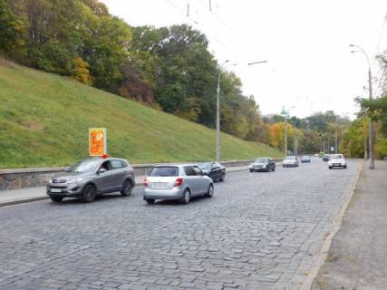 Білборд, Бігборд (Борд)  B у Києві, 1.2x1.8  Подільський узвіз Фото 1