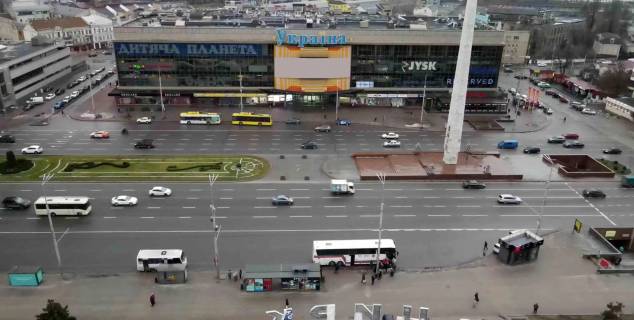 Видеоборд A в Киеве ТРЦ Універмаг Україна, Галицька площа (Перемоги пл.),3 - 477244 фото 1
