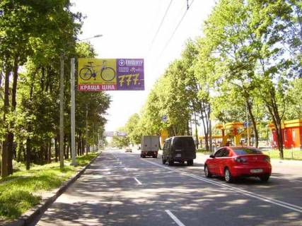 Билборд B в Харькове просп. Героїв Харкова (Московський)/Свистуна (въезд) фото 1