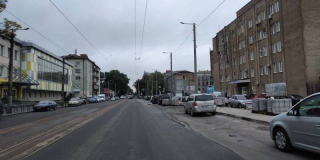 Нестандарт A в Житомире вул. Михайла Грушевського (Котовського ), 7 (Буд маркет "Олді", "Сільпо", ТРЦ) фото 1