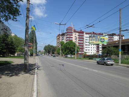 Билборд A в Черновцах Головна 277 фото 1