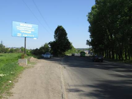 Білборд, Бігборд (Борд)  B у Чернівцях Галицький Шлях, 54( напроти автозаправки) Фото 1