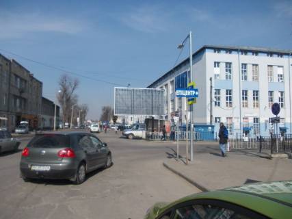 Призма A в Львове, 6х3  Хмельницького (радіоринок, Епіцентр, Фуршет) - 279486 фото 1