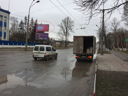 Billboard B in Ternopil, 6х3  Zbaraz'ka- Lozovec'ka- Fabricna    (zavod Molokia) verhnij Photo 1