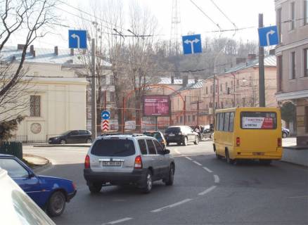 Скроллер A в Львове, 3,14х2,30  Чорновола, 6 ТЦ Форум - 293455 фото 1