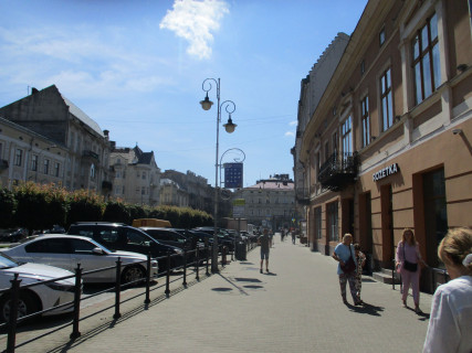 Нестандарт A в Львове, 0,7*1,0  пр.Шевченка фото 1