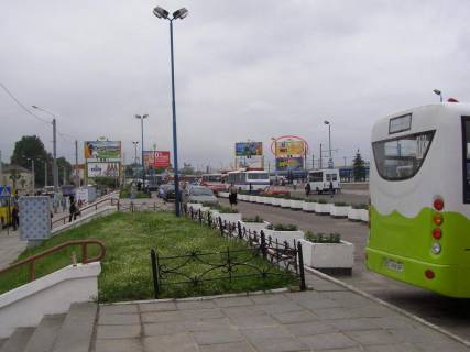Билборд A в Львове Городоцька К2 ( приміський вокзал, напроти привокзальний ринок ст. А верхній №5 ) перон фото 1