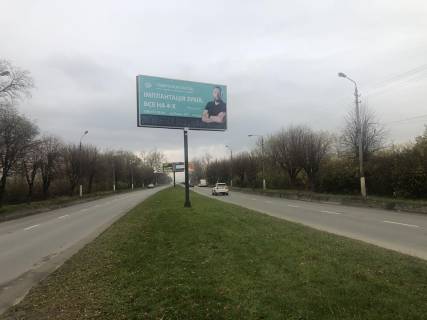 Билборд A в Черновцах, 6х3  Ізмайлівська (розд. смуга, до ринку); м.3 фото 2