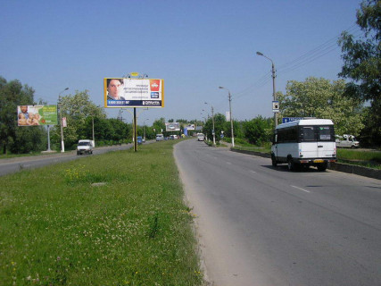 Білборд, Бігборд (Борд)  A у Чернівцях, 6х3  Ізмайлівська (розд. смуга, до ринку); м.2 Фото 1
