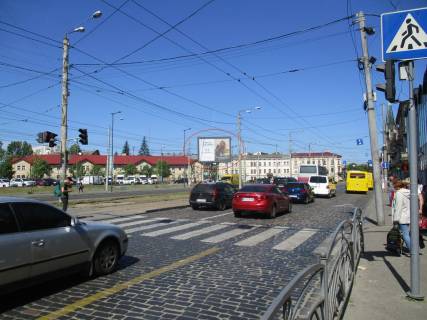 Скроллер A в Львове, 3,14х2,30  Городоцька К 10 (Привокзальний ринок) в центр - 398679 фото 1