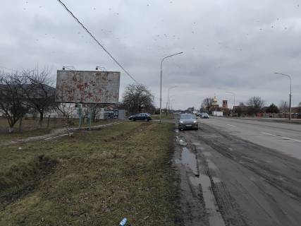 Билборд B в Луцке с.Підгайці (при вїзді в місто Луцьк,  траса Луцьк-Дубно, перед Дубнівським кільцем)  0,5 км від Луцька фото 1