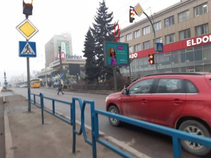 Scrolller, Scroll A in Zhytomyr, 3.14x2.3  Kiivs'ka st., 77a (Asan, Makdonal'dz, TRC "Global UA", market "Kvikli", TRC Armarok, PrivatBank, Osadbank, souz-avtomotiv "Peugeot"), v napramku Shidna st. - 254156 Photo 1
