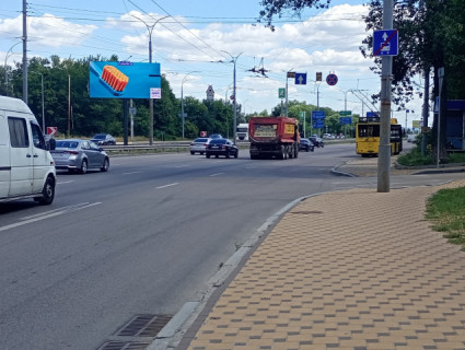 Видеоборд B в Киеве, 6x3  Заболотного вул., 156/1, на розподілювачі (АЗС "ОККО", АЗС "WOG"), в напрямку Столичне шосе - 669864 фото 1