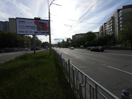 Билборд B в Киеве, 6x3  просп. Європейського Союзу (Правди), 17В (АТБ-маркет, ТЦ "Орнамент"), в напрямку вул. Наталії Ужвій фото 1