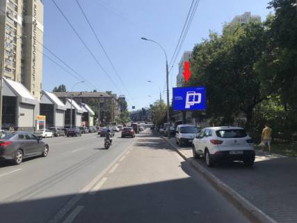 Video Billboard A in Kyiv, 3.14x2.3  Antonovica st. (Gor'kogo), 164-166 (supermarket "Furset", "Nova posta" viddilenna No82, peretin z st. Zagorodna), v napramku Libids'ka plosa - 430372 Photo 1
