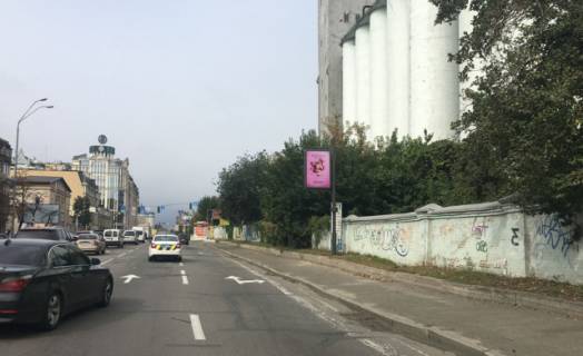 Ситилайт A в Киеве, 1.2x1.8  Набережно-Хрещатицька вул., напроти буд. 33_напр. до вул. Надережно-Лугова  (Подол Авто Сервіс) фото 1