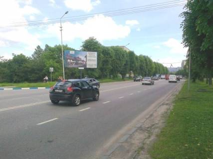 Билборд B в Львове, 6x3  Великого В. вул., 6 (АЗС "Укрнафта", Банк Аваль, Нова Пошта №39, Автомайстерня), в напрямку Стрийська вул. фото 1