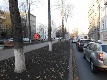 Ситискролл B в Киеве, 1.2x1.8  Липська вул. 7/22, бульварна частина,(Банк Ощадбанк, Правекс-Банк , Театр Юного Глядача На Липках, Театр Пластичної Драми На Печерську), в напрямку від вул.Пилипа Орлика фото 1