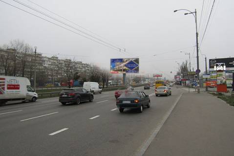 Бэклайт A в Киеве, 8x4  Кільцева дорога (на роздільнику), (Ельдорадо, Прага авто), в напрямку просп. Леся Курбаса (50-річчя Жовтня) фото 1