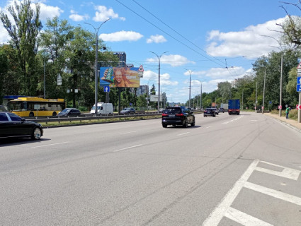 Видеоборд A в Киеве, 6x3  Заболотного вул., 156/1, на розподілювачі (Феофанія, АЗС "КЛО"), в напрямку Одеська площа - 669850 фото 1