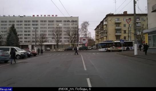 Скроллер A в Житомире, 3.14x2.32  Перемоги майдан, 6 (готель Житомир, Укрсіббанк, Пумб, Львівська Майстерня Шоколаду) - 41057 фото 1