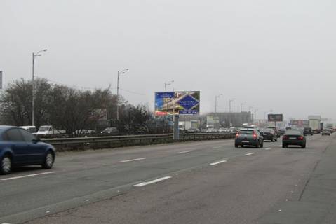 Бэклайт A в Киеве, 8x4  Кільцева дорога (на роздільнику), (АТБ-маркет, автосалони "Toyota", "Lexus", "Volvo"), в напрямку просп.Леся Курбаса фото 1
