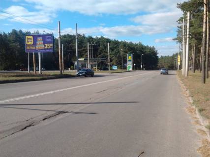 Билборд B в Кропивницкий (Кировоград), 6x3  Героїв-земляків вул. (Короленка). (На роздільнику), (100м. До АЗС "ОККО") виїзд з міста в напрямку Черкас фото 1