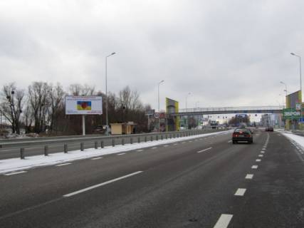 Билборд B в Ходосовке, 6x3  Новообухівська траса (Дніпровське шосе), в напрямку з м. Київ, 150м перед  ТЦ "Мегамаркет", навпроти заправки БРСМ,7км+200м фото 1