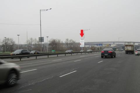 Беклайт B у Києві, 8x4  Наддніпрянське шосе, 8 (АЗС "WOG", АЗС "ОККО"), в напрямку міст Південний, м. Видубичі Фото 1