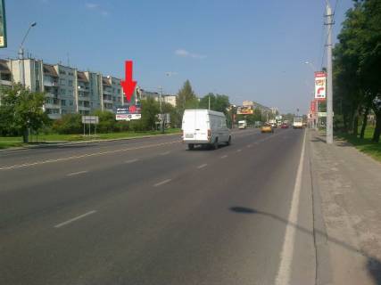 Билборд B в Львове, 6x3  Хмельницького Б. вул., 245 (ДП Документ, Банк Львів, автомийка SAMWASH), в напрямку з міста фото 1