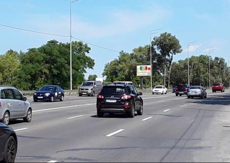 Бэклайт B в Киеве, 3.14x2.3  Дніпровська наб., навпроти "Велмарт", в напрямку до мосту Патона фото 1