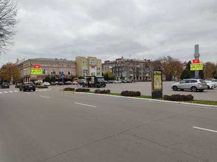 Видеоборд A у Кременчуці, 15с, 12раз/час  вул. Совборна, стелла (пл. Незалежності) - 464121 Фото 1