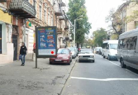 Citylight B in Odessa, 1.8x1.2  Kanatna st. - Pantelejmonivs'ka st. Photo 1